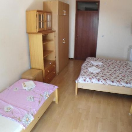 Guesthouse Obala Sutomore Ngoại thất bức ảnh