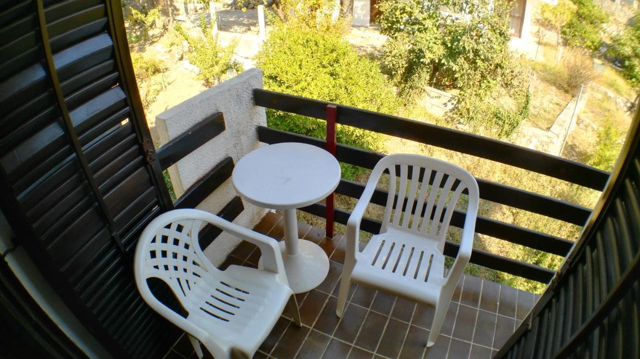 Guesthouse Obala Sutomore Ngoại thất bức ảnh