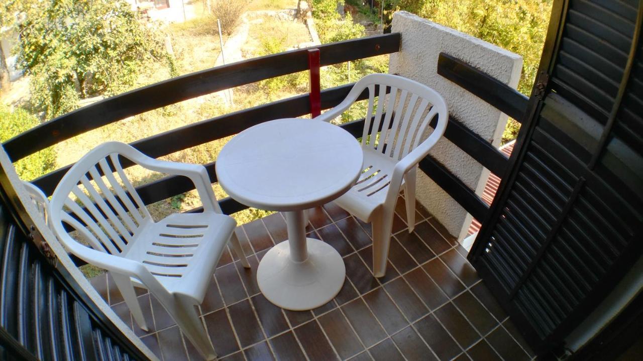 Guesthouse Obala Sutomore Ngoại thất bức ảnh